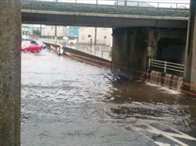 冠水した道路を通過する時の注意点