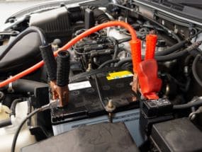 バッテリー上がり救援