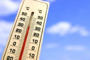 夏に注意するバッテリーのトラブル